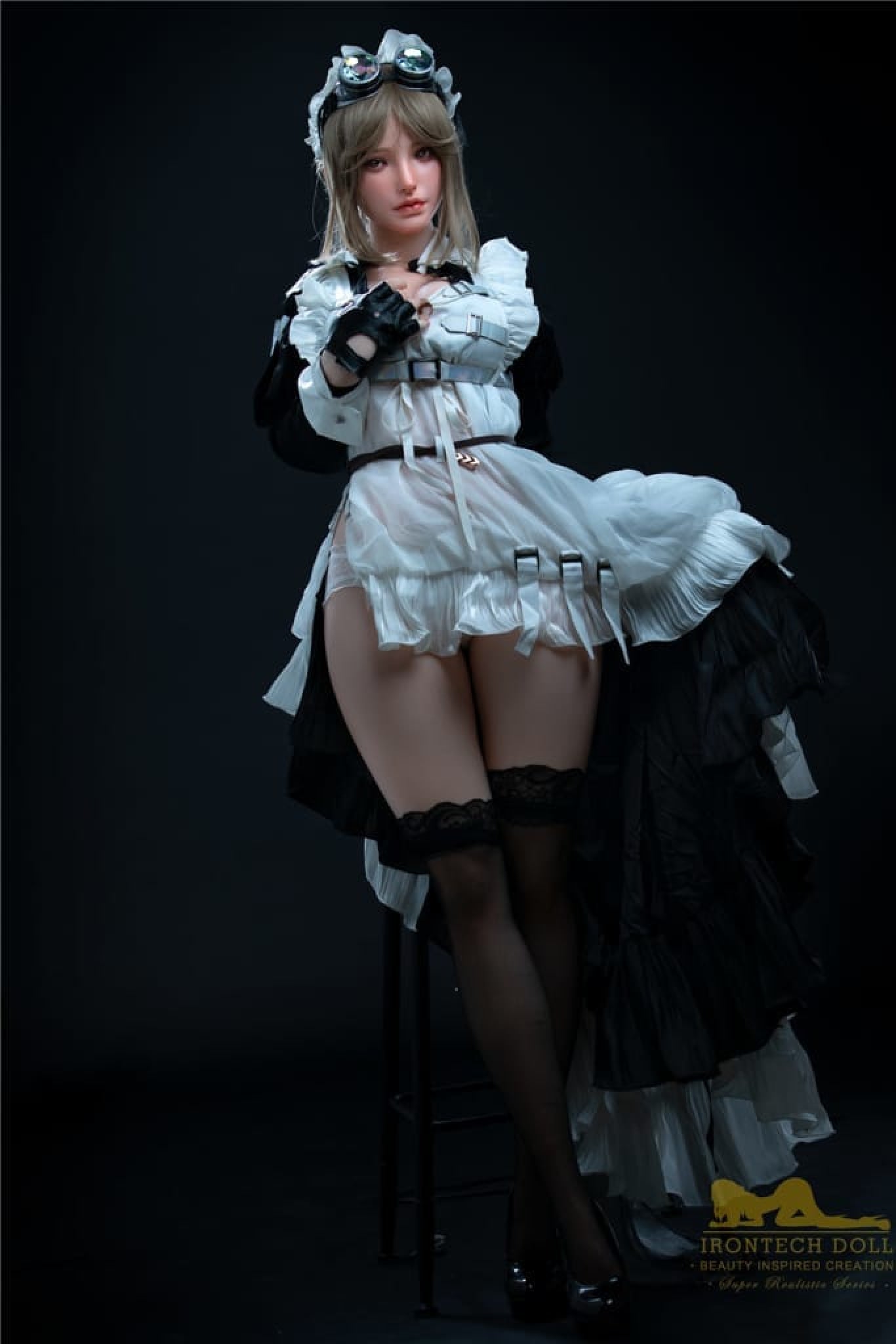 Eva Blonde full Silicone - IronTech Doll® Irontech Doll®