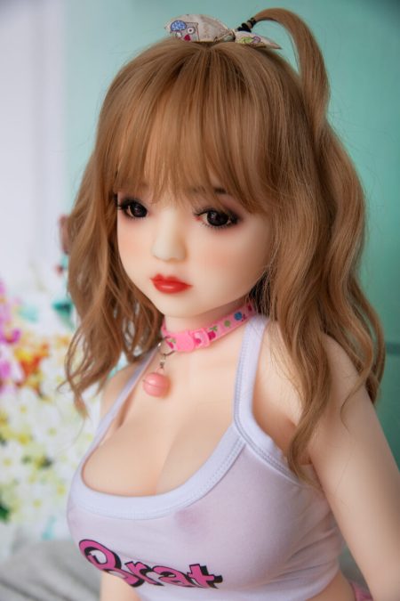 Young Life Like Beautiful Sex Doll